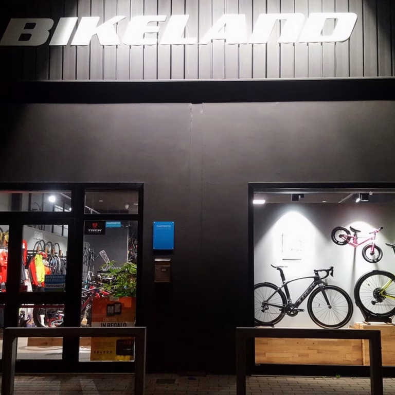 Bikeland 1 768x768
