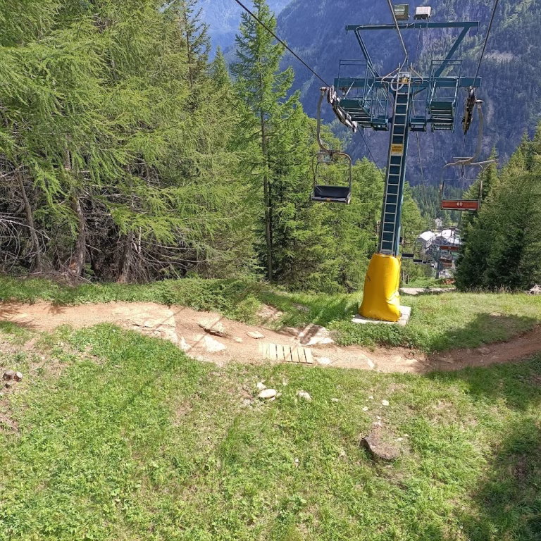 Sando Bike Park 1 768x768
