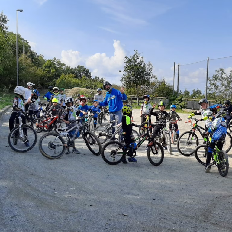 Scuola di Mountain bike e Biciclette MTB SCHOOL DEEP BIKE QUARTO ALTO 1 768x768