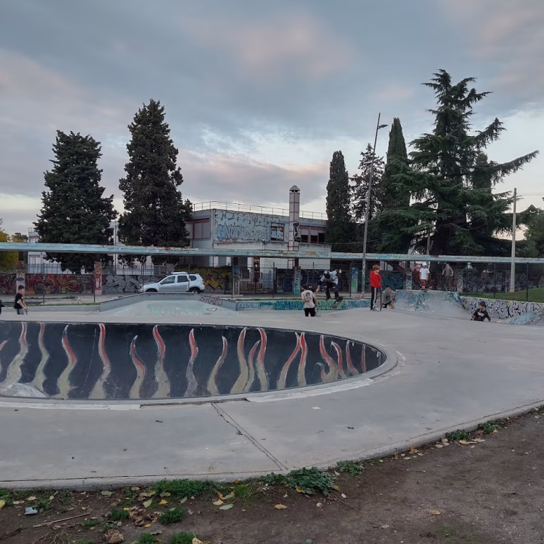 Skate Park Cinetown 6 768x768