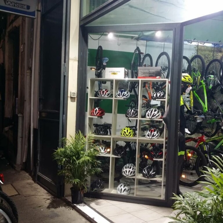 Gli Amici Della Bicicletta 6 768x768