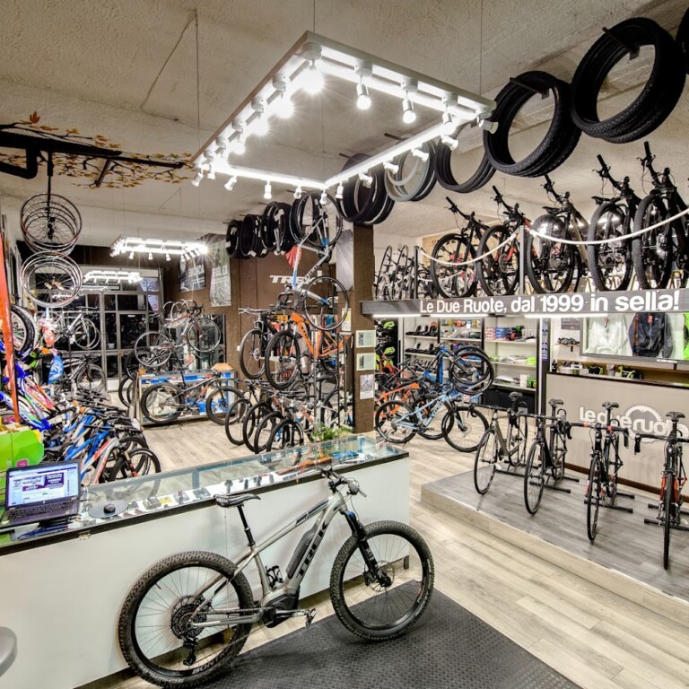Le Due Ruote   Trek Premium Store 0 4 768x768