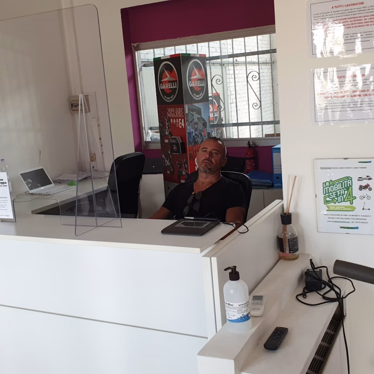 Il Negozio del Noleggio   Mobilita senza confini Bologna 0 768x768
