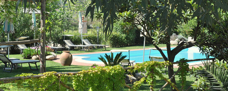 hotel tirrena2 768x307