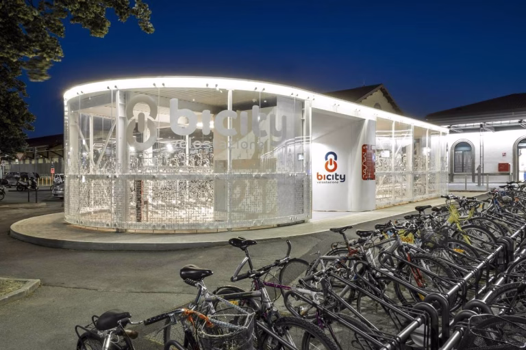 Velostazione di Bergamo 768x512