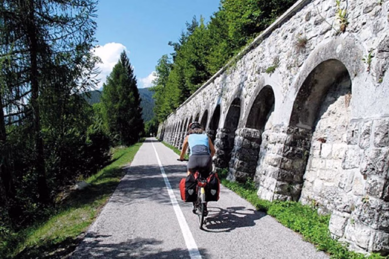 Ciclabile Dolomiti 768x512