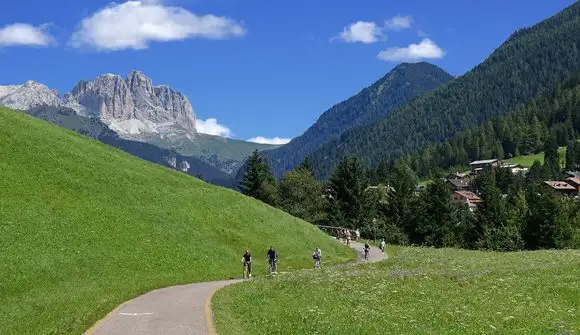 Ciclabile Valli di Fiemme e Fassa Ciclabile Valli di Fiemme e Fassa