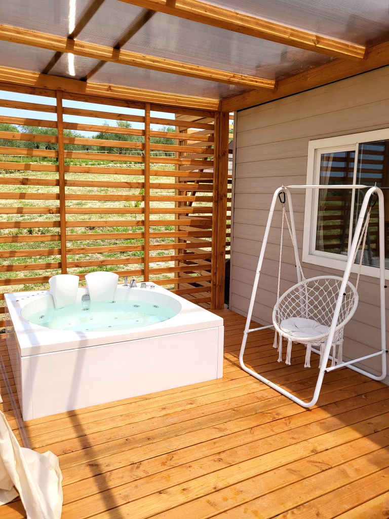 BATH TUB JACUZZI N.5 768x1024